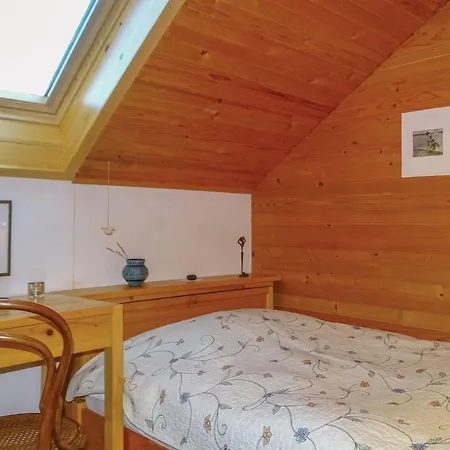 بيت للعطل Four Bedroom Holiday In *